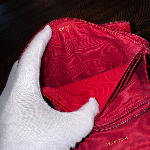 CHANEL CC Logo Patent Leather Zip Around Long Wallet Red vintage converted - Picture 12 of 16